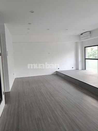 Cho thuê mặt bằng kinh doanh mặt tiền khu ẩm thực Phan Xích Long