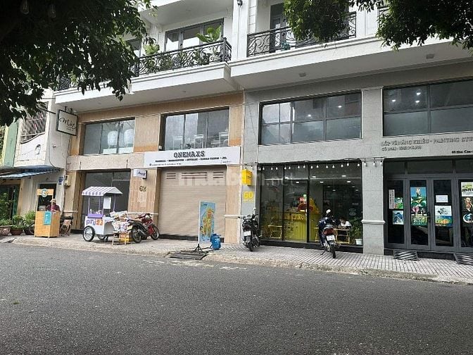 Cho thuê mặt bằng kinh doanh mặt tiền khu ẩm thực Phan Xích Long