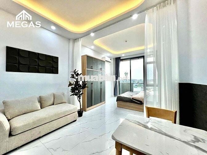 CĂN HỘ STUDIO BAN CÔNG TÁCH BẾP FULL NỘI THẤT NGAY EOTWN CỘNG HOÀ‼️