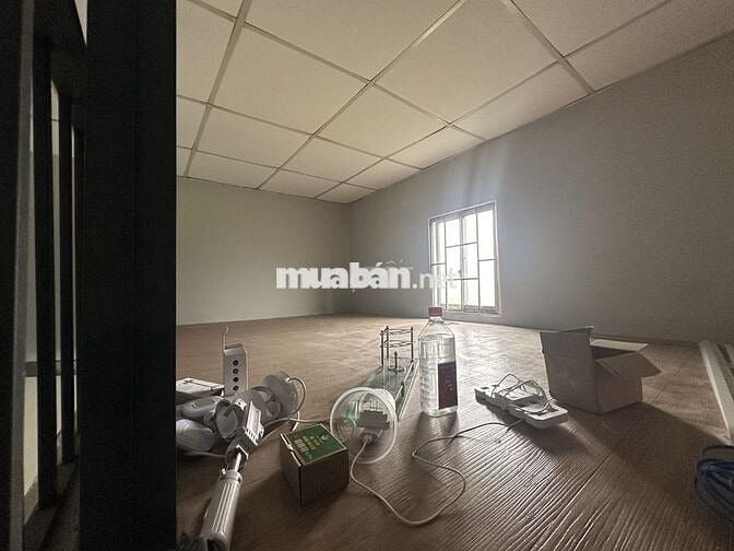 Chính chủ cần bàn nhà gấp gần E - City Tân Bình