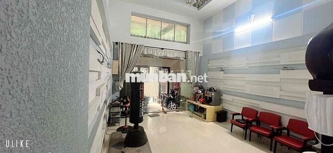 Nhà Đẹp Hẻm Xe Tải Đối Diện Công Viên Lê Thị Riêng 70M2, 5 Tầng, 12 Tỷ