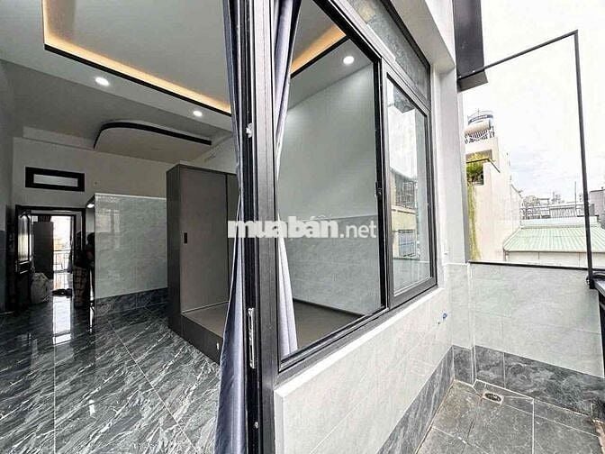 PHÒNG STUDIO BAN CÔNG 40M2 | FULL NT | PHAN ĐÌNH PHÙNG gần Cầu Kiệu