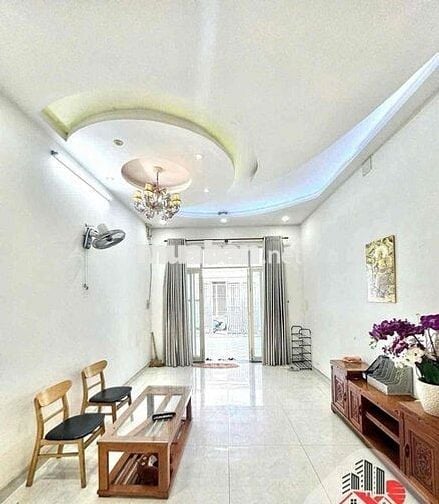 nhà 4x20m 1 lầu 3pn 3wc, hẻm xe hơi gần chợ Phạm Đăng Giảng BHH