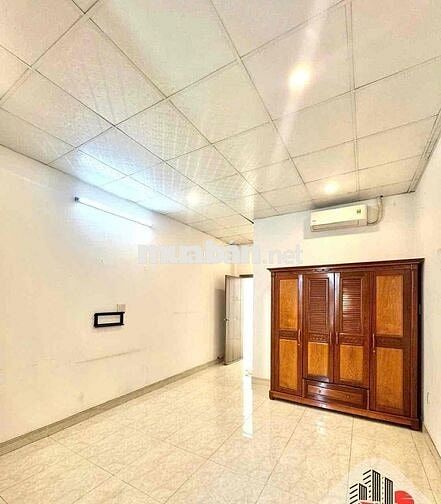 nhà 4x20m 1 lầu 3pn 3wc, hẻm xe hơi gần chợ Phạm Đăng Giảng BHH