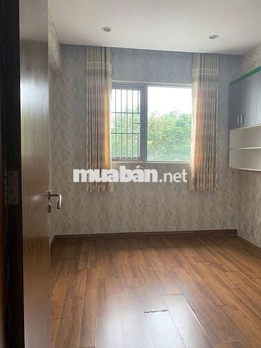 Bán 3PN 80m2 Ruby Celadon City - full nội thất, sổ hồng, giá 4,5 tỷ TL
