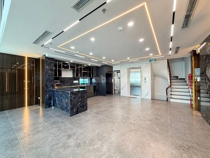 Nhà Đẹp Kinh Doanh Nguyễn Chính 84m, 7 tầng, mt 7.9m, giá 37.2 tỷ.