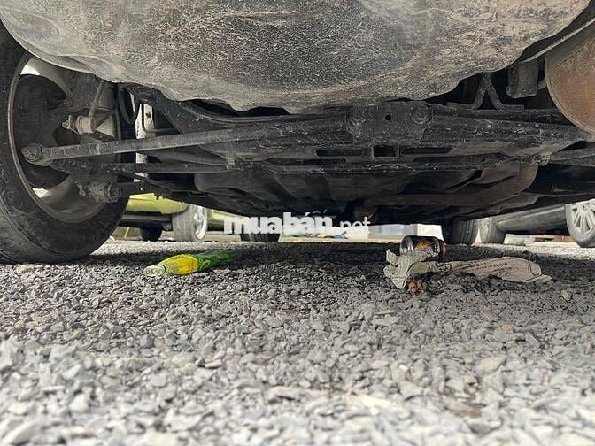 Ford Laser Xanh ngọc Số sàn