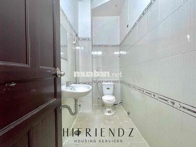 STUDIO FULL NỘI THẤT CÓ CỬA SỔ TRỜI CỤC THOÁNG TẠI HƯƠNG LỘ 2