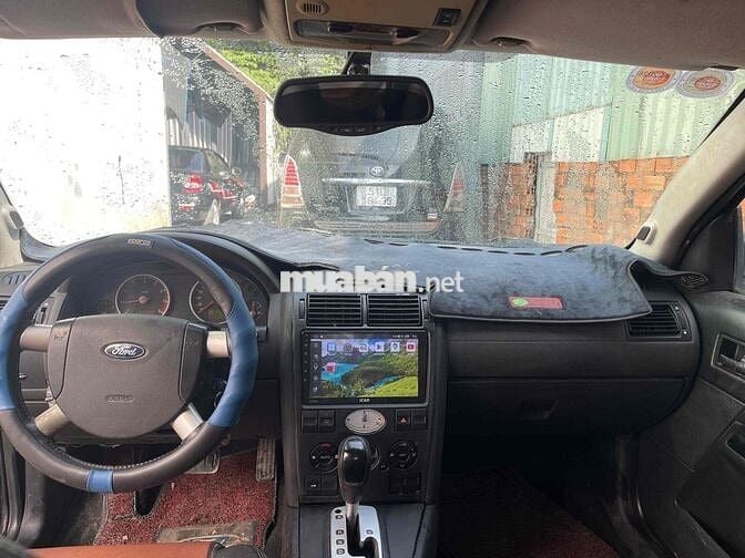 Ford Mondeo 5 chỗ màu Đen