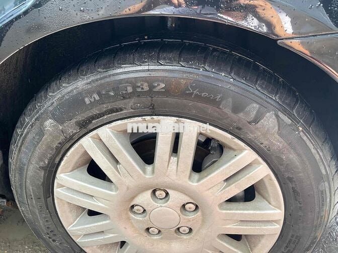 Ford Mondeo 5 chỗ màu Đen