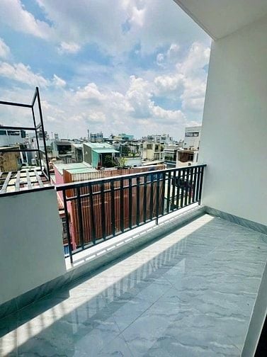 Bán nhà mặt tiền 7 tầng 17 phòng CHDV khép kín mặt tiền đường 12m