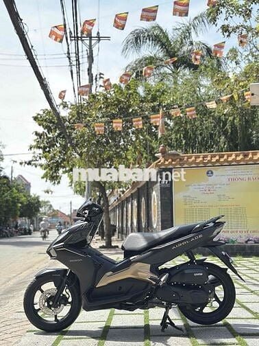 Honda Airblade 125 2020 Đen vàng