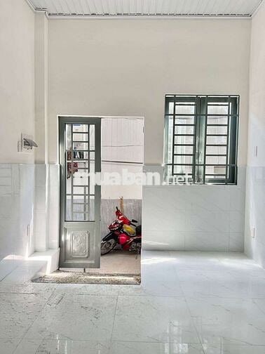 Cho thuê nhà tl 15 gần chung cư tl giá 4tr5 2p ngủ