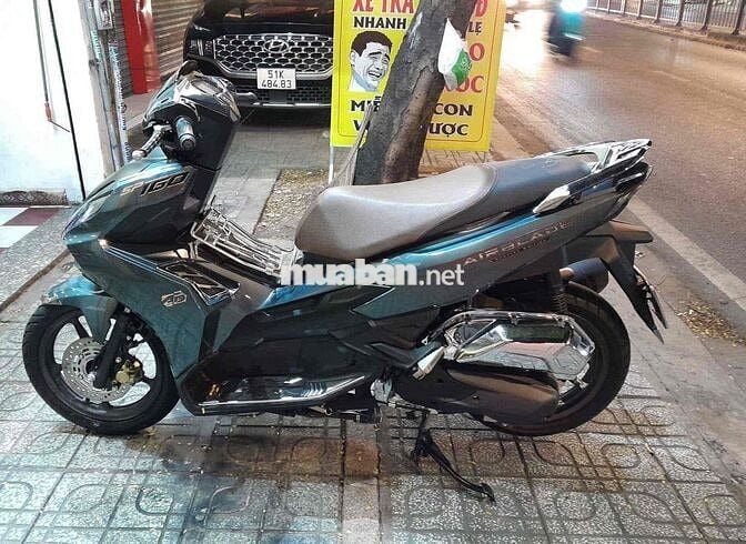 Honda Air Blade 160 Special Edition Xanh đen