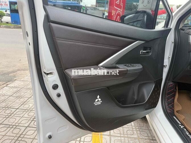 Ban Xpander Premium MY 2025 Trắng Mới Đẹp,odo>52k