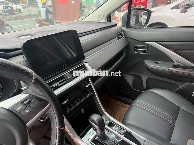 Ban Xpander Premium MY 2025 Trắng Mới Đẹp,odo>52k