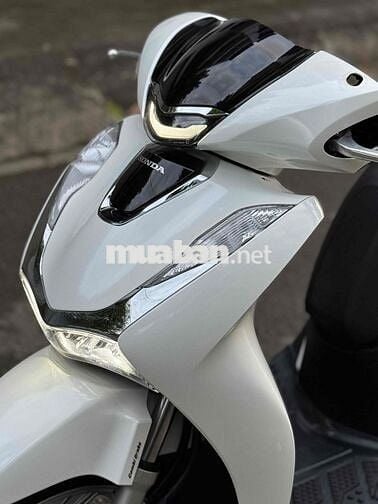 Honda SH 125i Trắng 500km như xe new