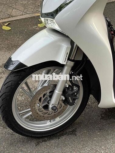 Honda SH 125i Trắng 500km như xe new