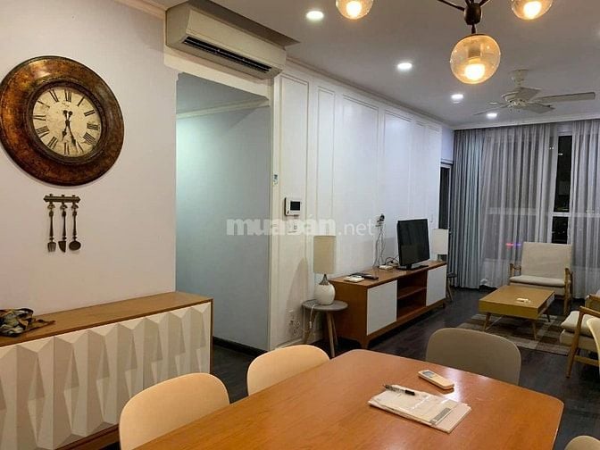 Tôi bán Căn hộ chung cư Âu Cơ Tower, 3,3tỷ, 68m2 lầu cao view mát.