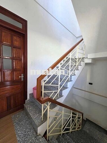 ✈️✈️✈️Nhà 3 tầng kiệt kẹp kiệt Quang Trung