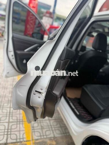 Ban Xpander Premium MY 2025 Trắng Mới Đẹp,odo>52k