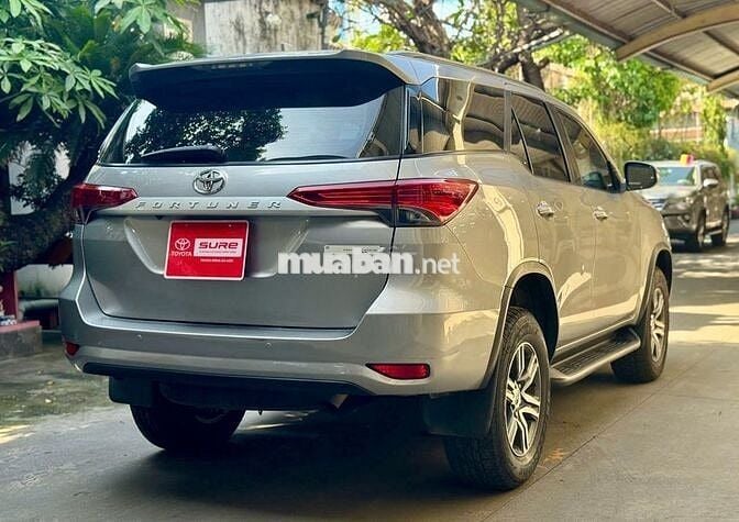 Toyota Fortuner 2017 2.4 MT Bạc (CÒN GIẢM)
