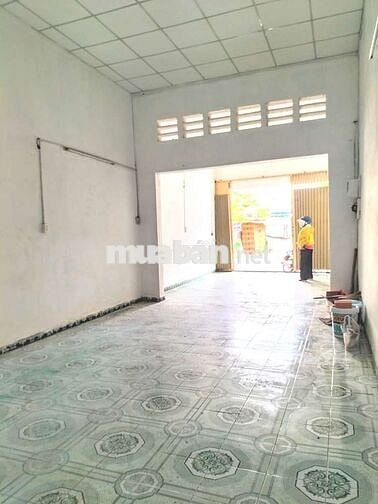 Nhà 4x20 , Gác Lửng, Gần Chợ Đầu Mối Hóc Môn.