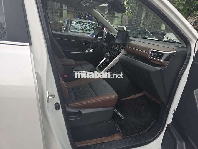 Innova cross HEV 2024. 3500 km