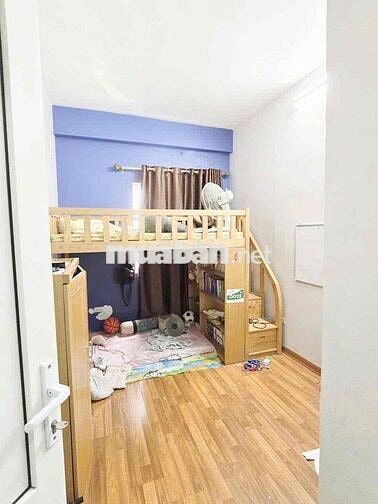 Bán căn chung cư  Bộ cômh an Ngọc Thuỵ 92m đẹp long lanh giá chỉ 5,6ty