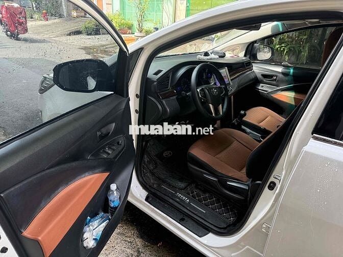 Toyota Innova 2018 - 120000 km