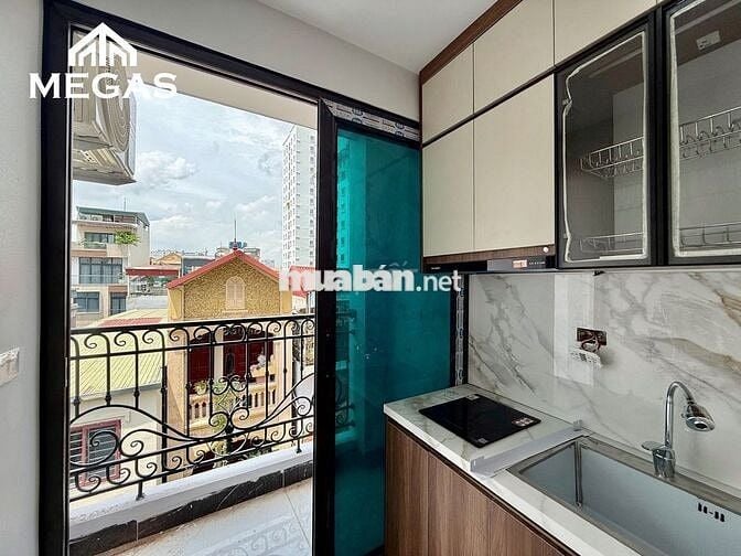 CHO THUÊ CĂN HỘ STUDIO FULL NỘI THẤT BAN CÔNG NGAY TẠI NGUYỄN HOÀNG