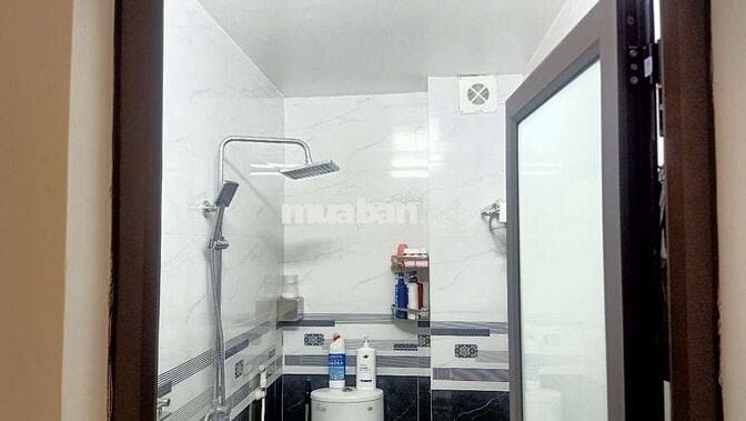 Bán nhà , 64m2, 3 phòng ngủ, thôn Cầu Thăng Long , sát Đường Anh Dũng