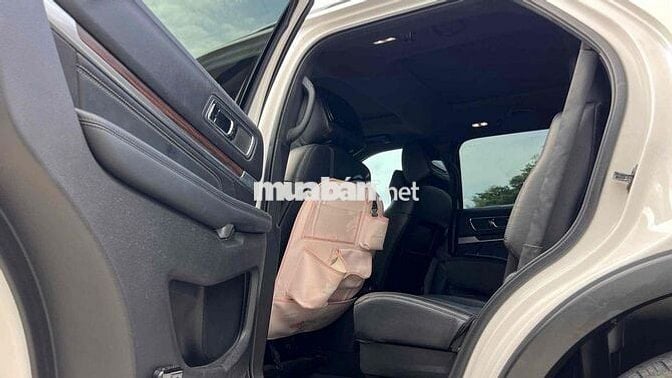 Ford Explorer 2019 2.3L Ecoboost - 78000 km