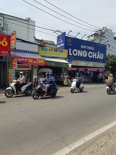 Bán nhà mặt tiền Đỗ Xuân Hợp tiện kinh doanh buôn bán đa nghành nghề.