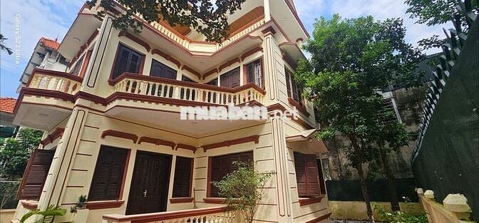 Chính chủ gửi bán căn biệt thự view Sông Hồng