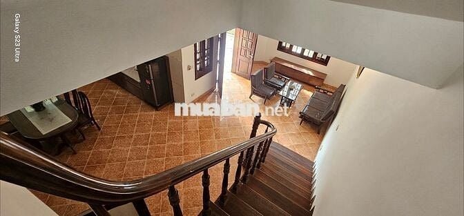 Chính chủ gửi bán căn biệt thự view Sông Hồng