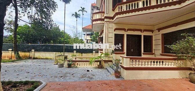 Chính chủ gửi bán căn biệt thự view Sông Hồng