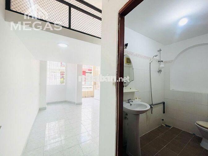 CHO THUÊ PHÒNG TRỌ GIÁ RẺ GÁC DUPLEX BAN CÔNG CỬA SỔ TRỜI