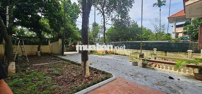 Chính chủ gửi bán căn biệt thự view Sông Hồng