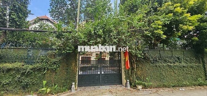 Chính chủ gửi bán căn biệt thự view Sông Hồng