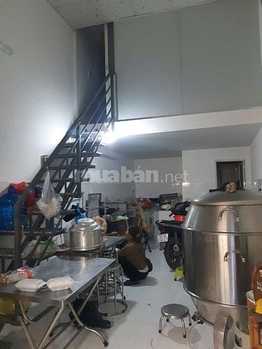 Bán nhà mặt tiền Đỗ Xuân Hợp tiện kinh doanh buôn bán đa nghành nghề.