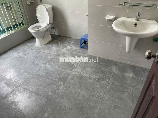 Giá tốt tại CT5 Sudico Mỹ Đình Sông Đà 135m2 3PN đồ cơ bản chỉ 16tr/th