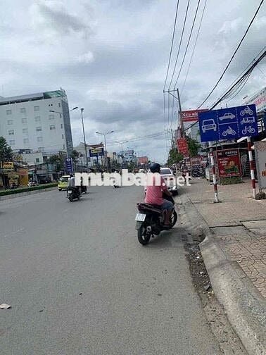 Mặt Tiền Đường Nguyễn Văn Cừ Gần Trường Kỹ Thuật Công Nghệ