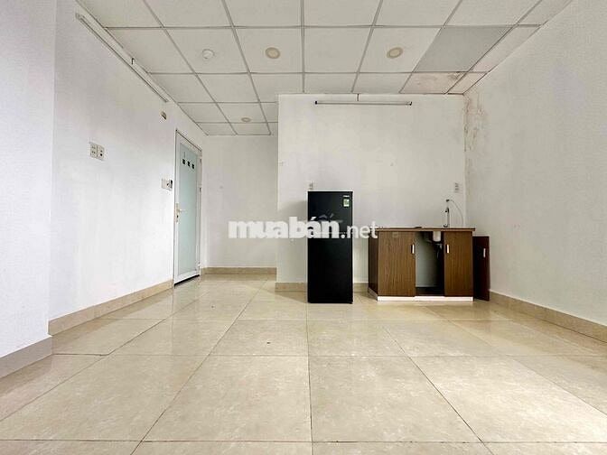 SIÊU PHẨM STUDIO RỘNG CHÀ BÁ, CỬA SỔ TRỜI, ĐẦY ĐỦ NỘI THẤT LUÔN.