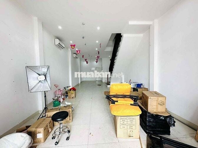 CHO THUÊ NHÀ 3 TẦNG MỚI MT PHAN ĐĂNGi LƯU VỊ TRÍ SẦM UẤT