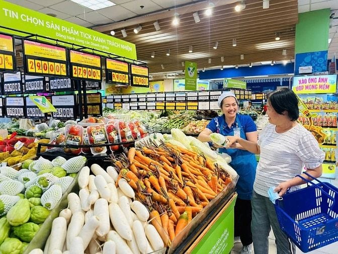 Bổ Sung Nhân Viên Lao Động Phổ Thông Dịp Tết Bán Hàng, Gói Hàng Tết