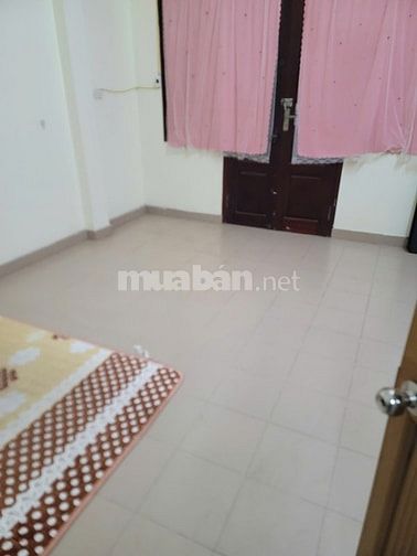 Cho Thuê nhà 3 tầng. Đằng sau trường Trí Đức 