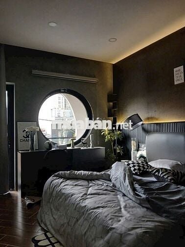 Nhà dt108m2 đúc 5 tầng 8pn thang máy hẻm 12m đg Lê Văn Quới,Q.Bình Tân