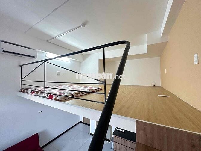 GÁC BAN CÔNG NỘI THẤT CAO CẤP NGAY TRUNG TÂM QUẬN 7 KẾ LOTTE, TDTU