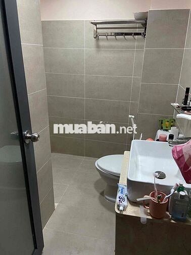 GÁC BAN CÔNG NỘI THẤT CAO CẤP NGAY TRUNG TÂM QUẬN 7 KẾ LOTTE, TDTU